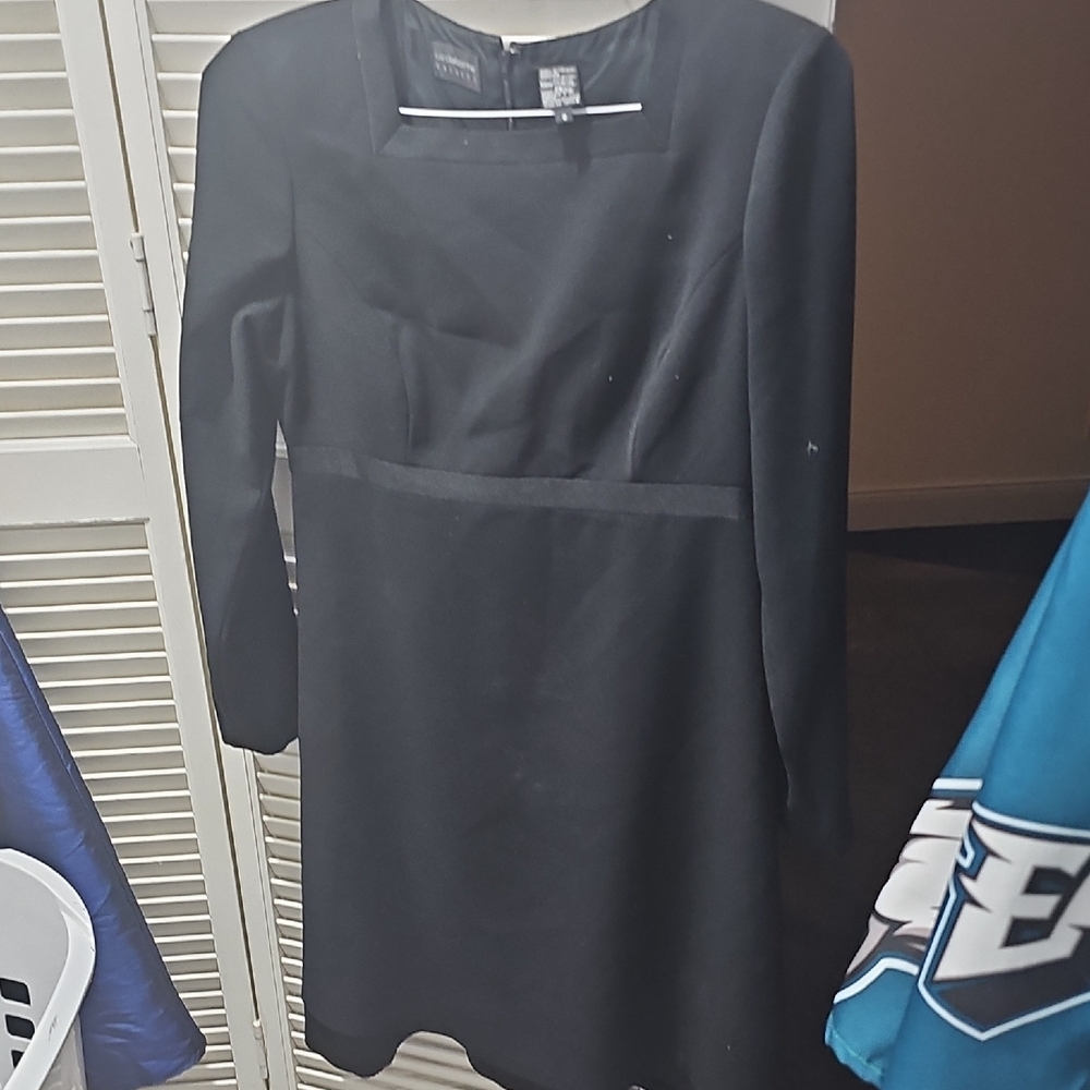 Liz Claiborne Classic Black Long Sleeve Dress